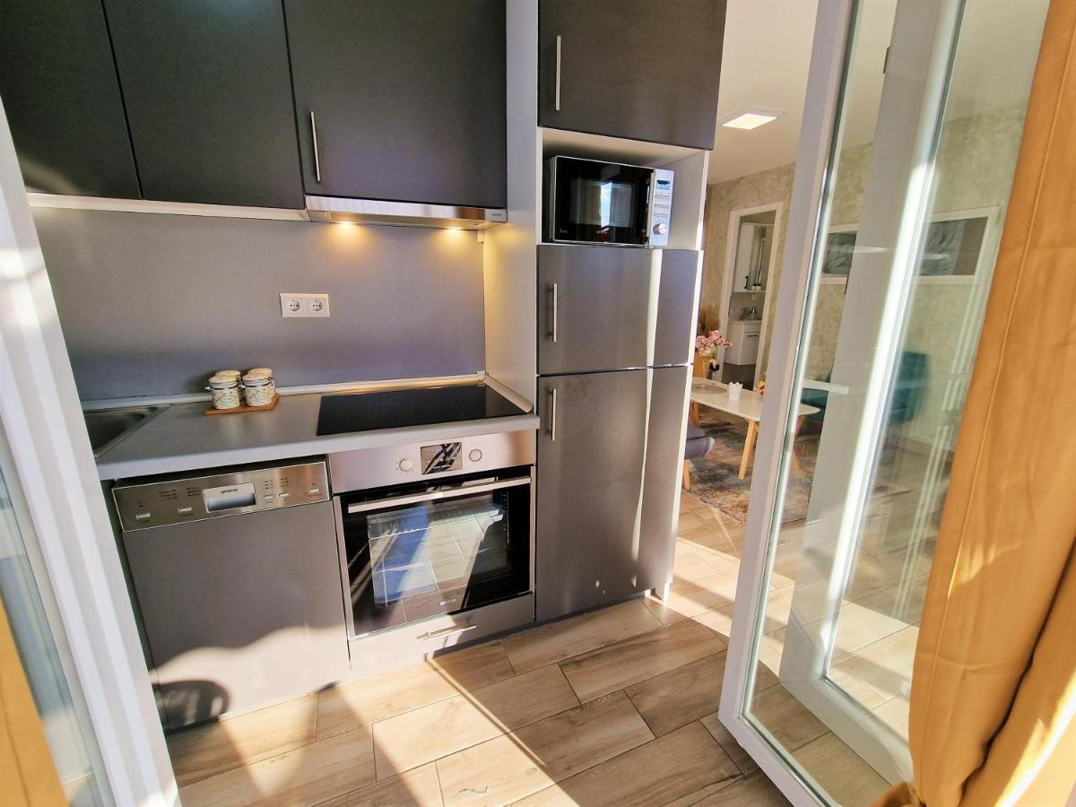 Holiday House Boost With Heated Pool Klis المظهر الخارجي الصورة